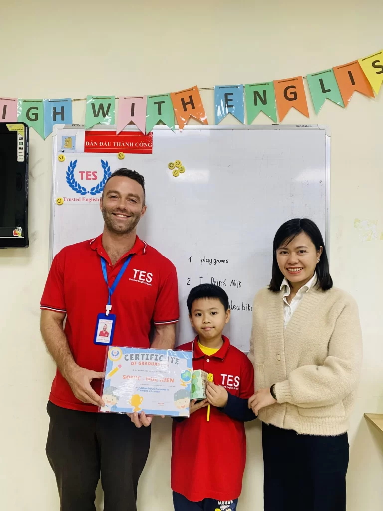 Chị Hồng Vân (Phụ huynh bạn Sonic – Đức Kiên)