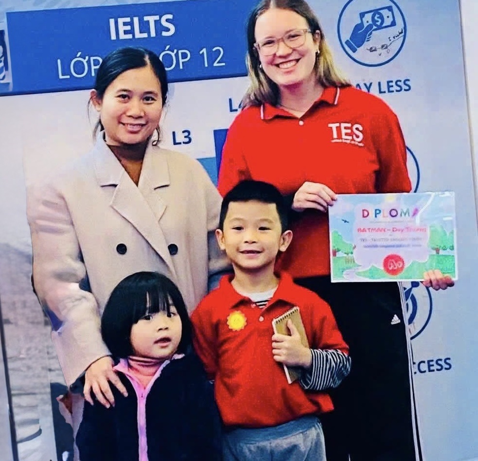 Chị Nguyễn Hường (Phụ huynh 2 bạn Batman và Ariel)